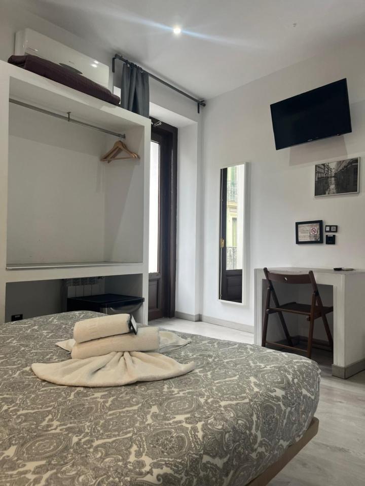 Fuencarral Rooms Madri Exterior foto