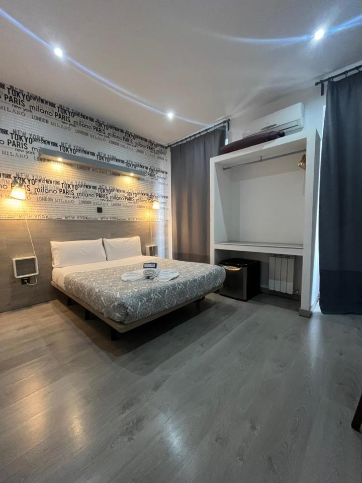 Fuencarral Rooms Madri Exterior foto