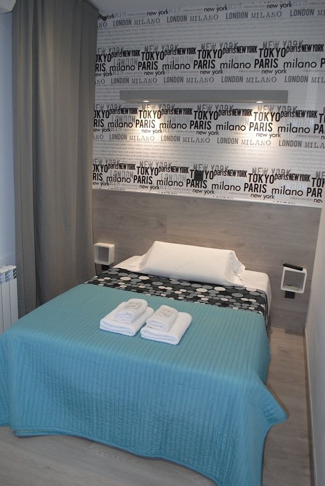 Fuencarral Rooms Madri Exterior foto
