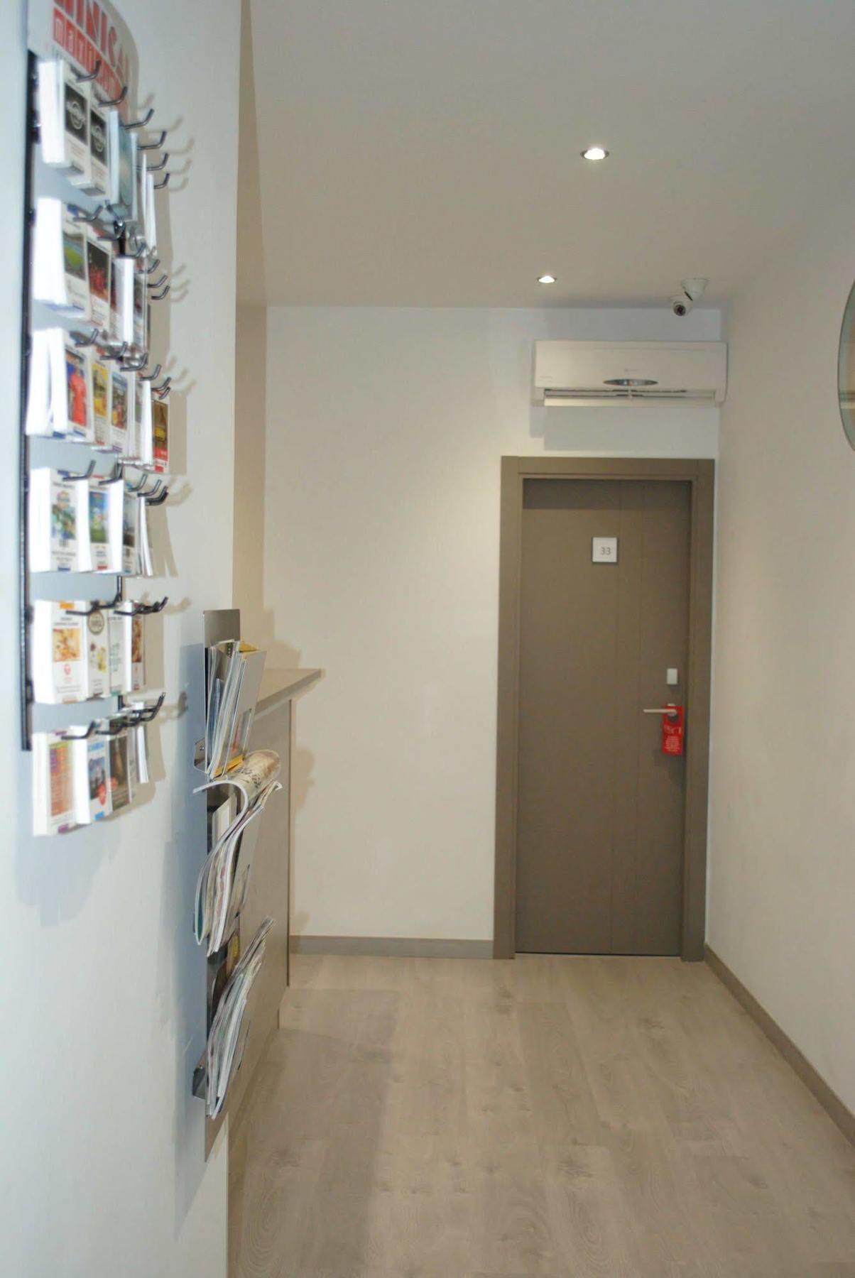 Fuencarral Rooms Madri Exterior foto